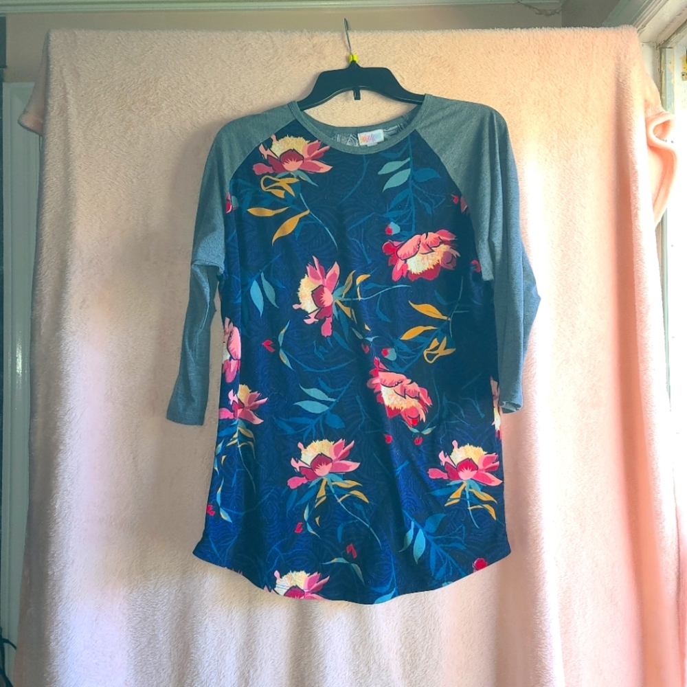Lularoe shirt